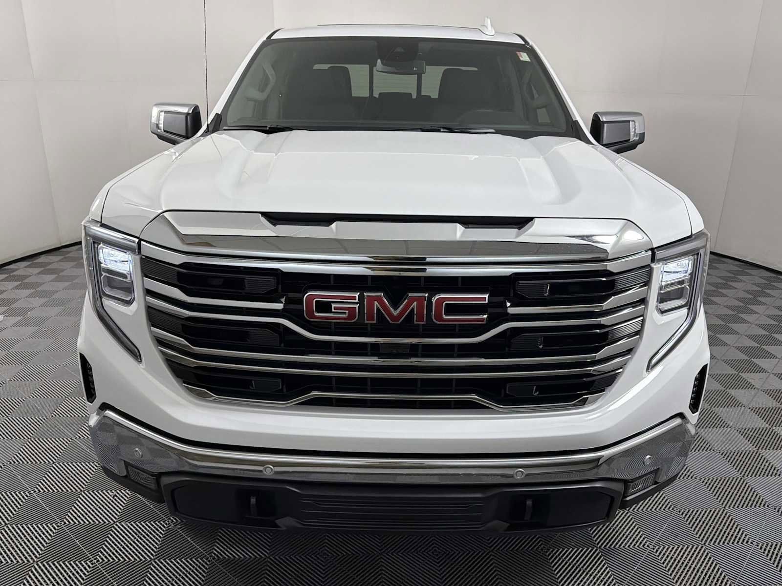 New 2026 GMC Sierra 1500 SLT w/ SLT Premium Plus Package AWD/4WD video 2