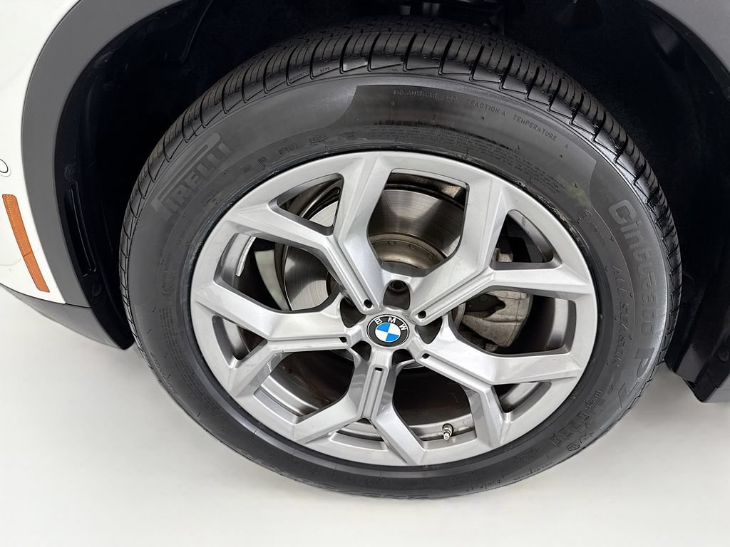 Used 2024 BMW X4 xDrive30i w/ Premium Package AWD/4WD image 29