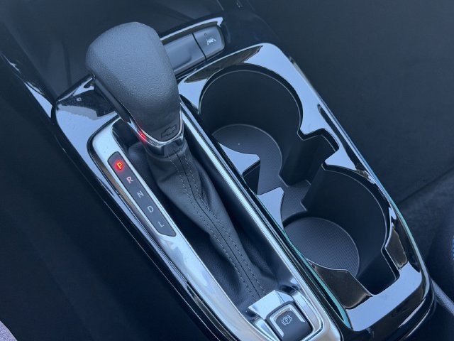New 2026 Chevrolet Trax LT w/ Sunroof Package FWD image 38