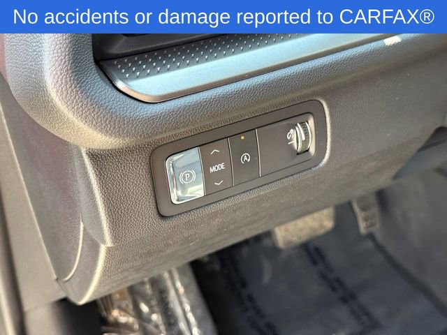 Certified 2025 Chevrolet Traverse LT w/ Midnight/Sport Edition FWD image 21