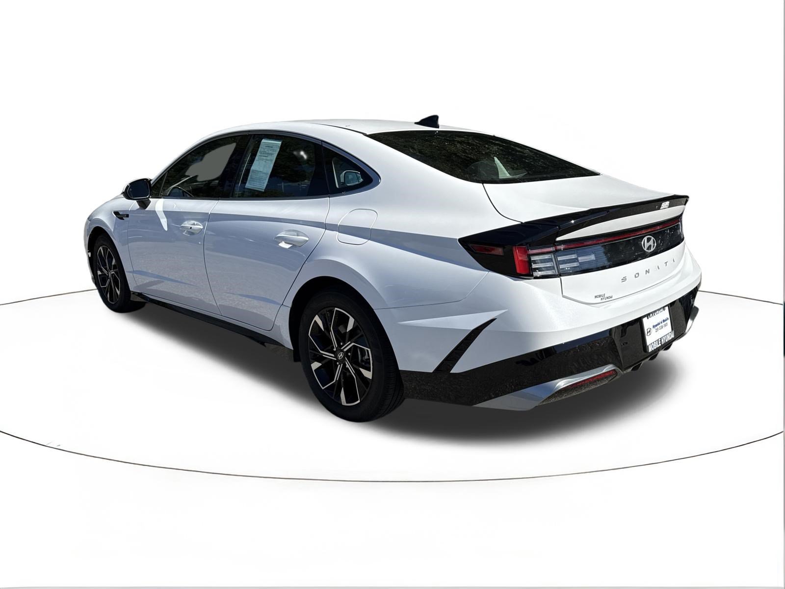 Certified 2025 Hyundai Sonata SEL FWD image 5