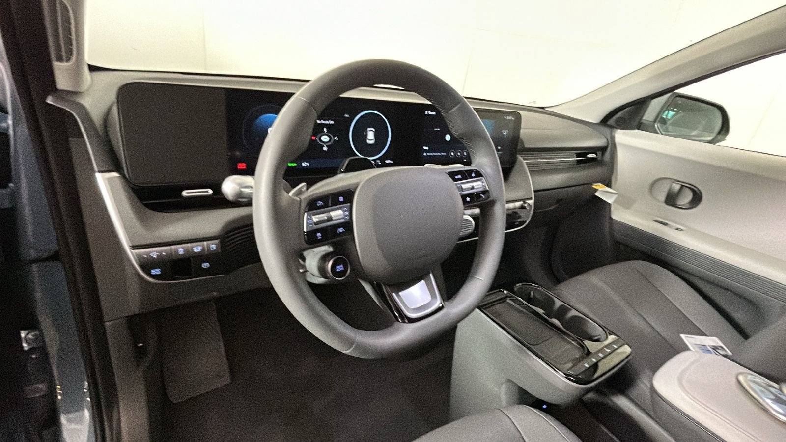 Used 2025 Hyundai Ioniq 5 SEL AWD/4WD image 14