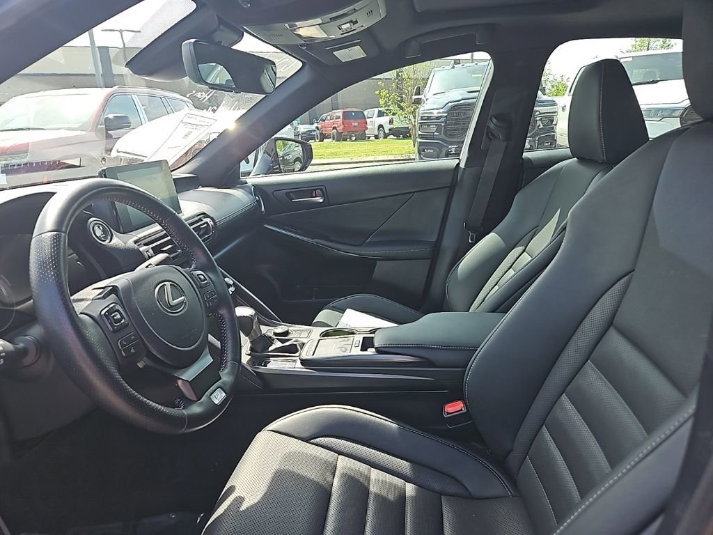 Used 2022 Lexus IS 350 F Sport RWD image 15