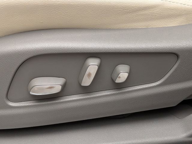 Certified 2024 Cadillac XT5 Premium Luxury image 20