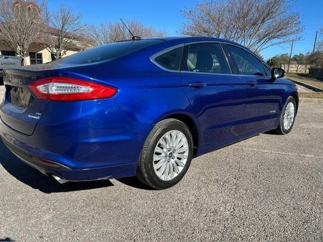 Used 2013 Ford Fusion SE image 10