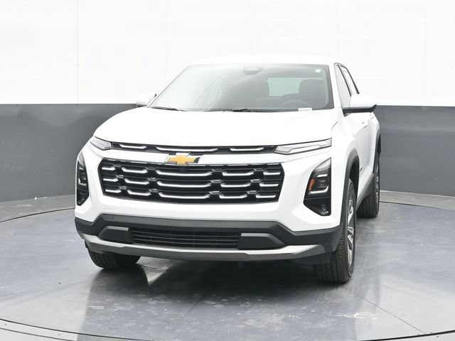 New 2026 Chevrolet Equinox LT w/ Safety and Technology Package FWD image 2