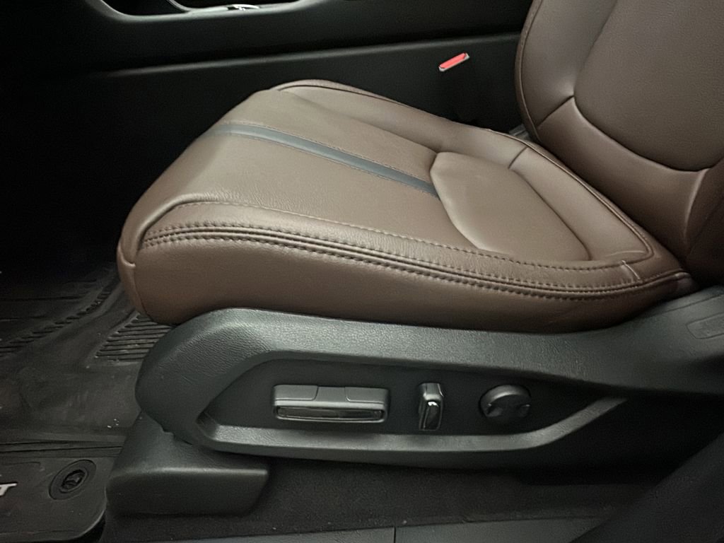New 2026 Honda Pilot Touring image 11