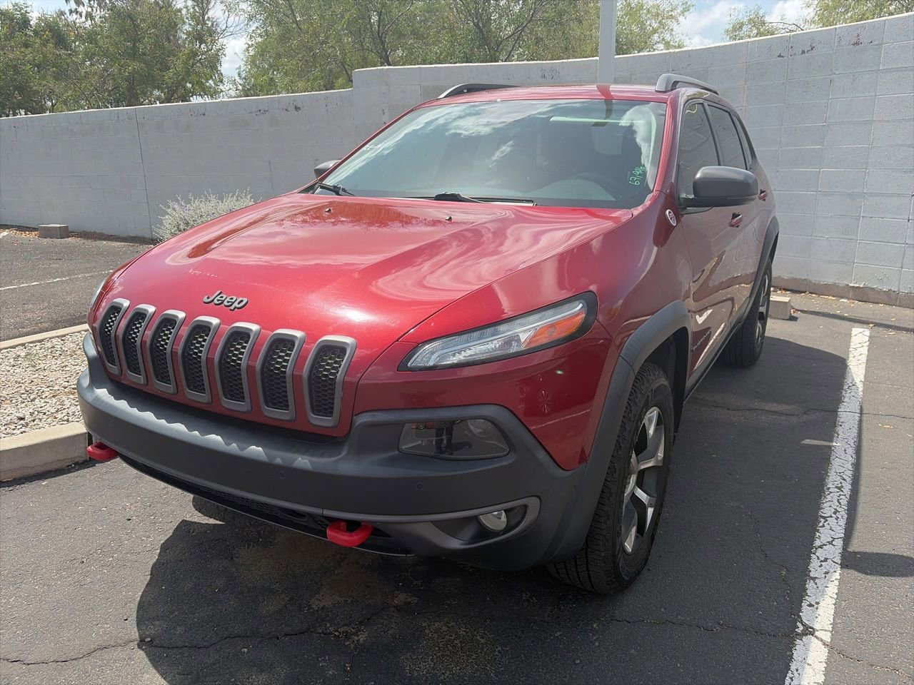 Used 2015 Jeep Cherokee Trailhawk w/ Comfort/Convenience Group AWD/4WD image 2