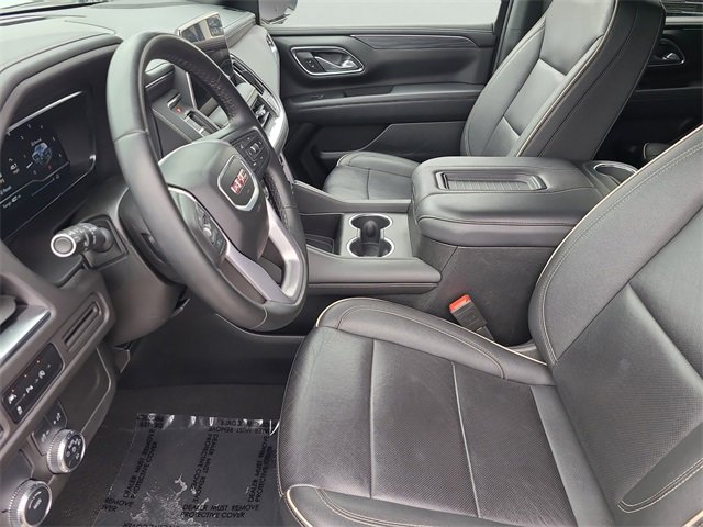 Used 2024 GMC Yukon XL SLT image 17