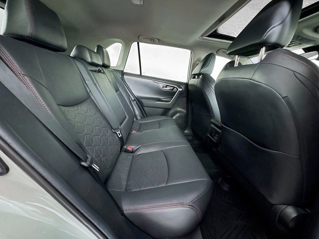 Used 2020 Toyota RAV4 TRD Off-Road image 27