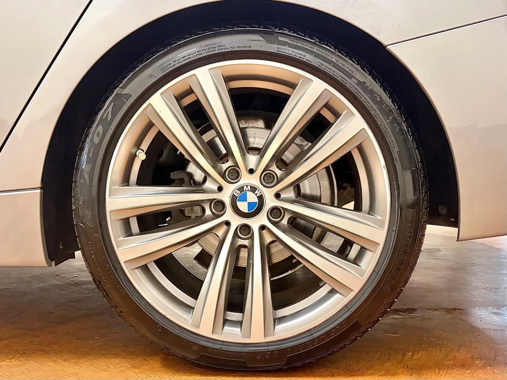 Used 2016 BMW 328i Gran Turismo xDrive AWD/4WD image 40