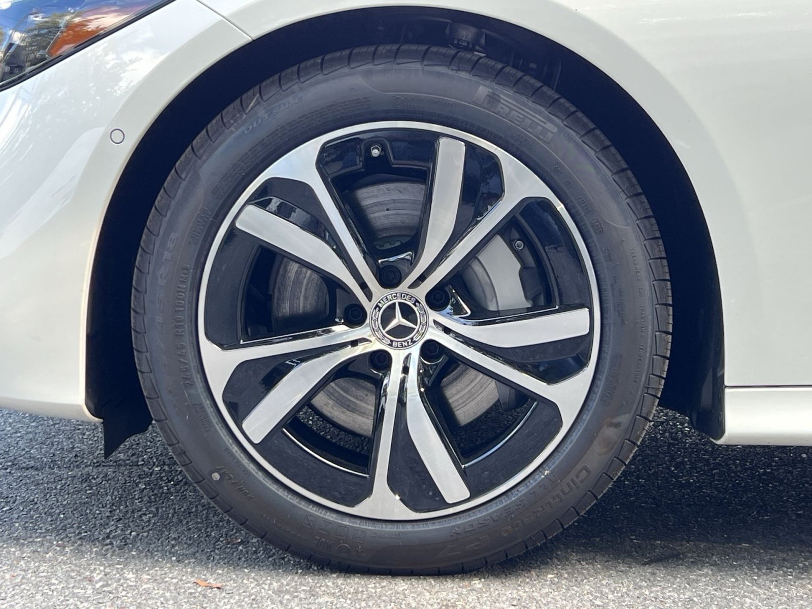 New 2026 Mercedes-Benz CLE 300 4MATIC Coupe image 17