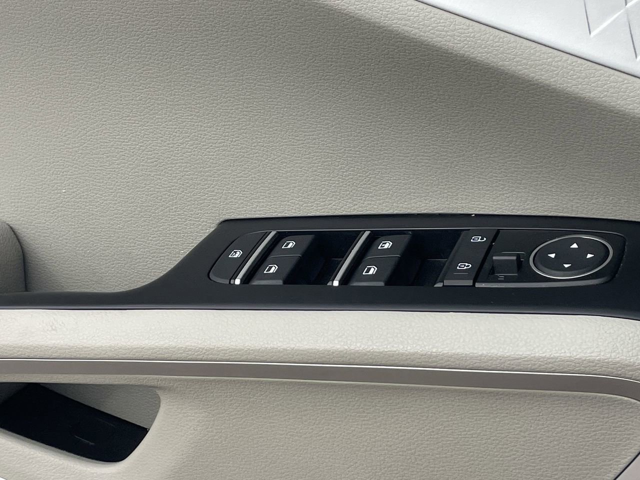 Certified 2024 Kia Soul LX w/ Option Group 015 FWD image 20
