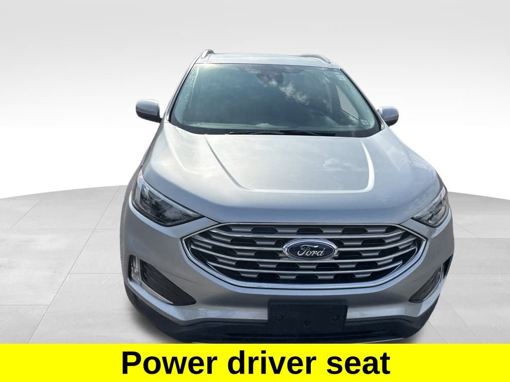 Used 2022 Ford Edge SEL w/ Convenience Package image 9