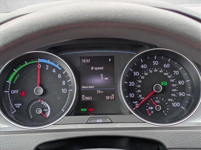 Used 2016 Volkswagen e-Golf SE w/ DC Fast Charging Package FWD image 10