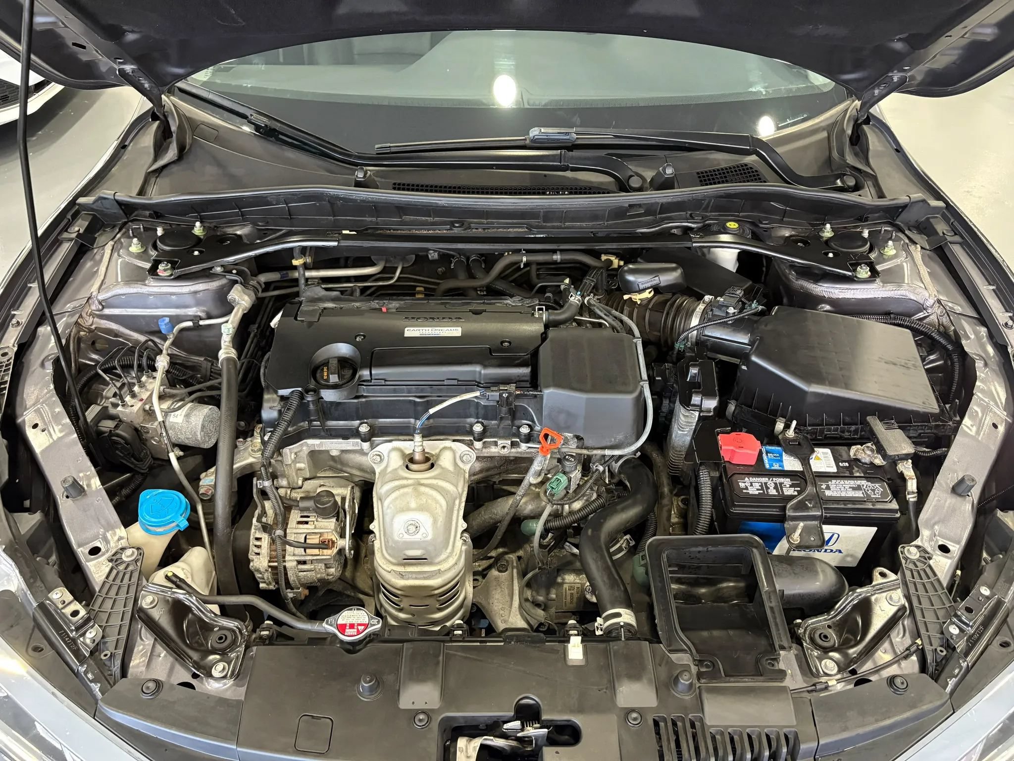 Used 2016 Honda Accord EX-L image 42