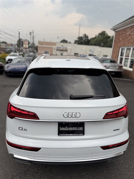 Used 2023 Audi Q5 2.0T Premium Plus w/ Premium Plus Package AWD/4WD image 3