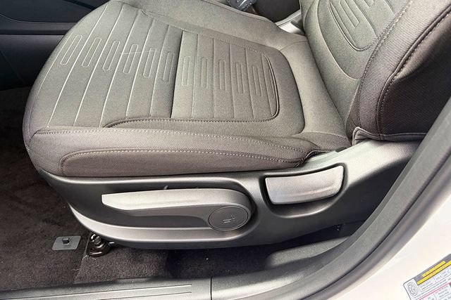 New 2026 Hyundai Santa Cruz SE AWD/4WD image 13