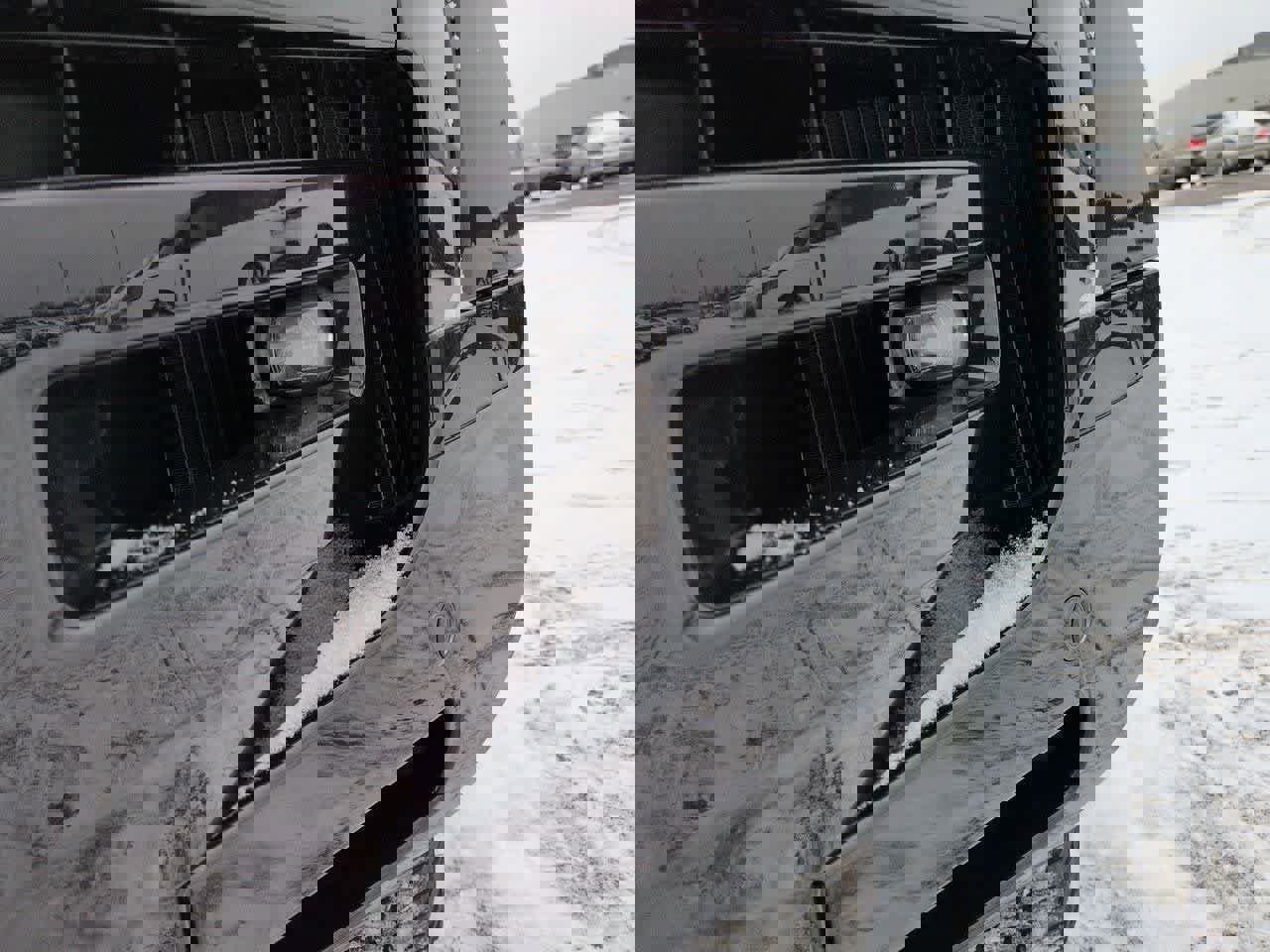 New 2026 Land Rover Defender 110 OCTA image 10