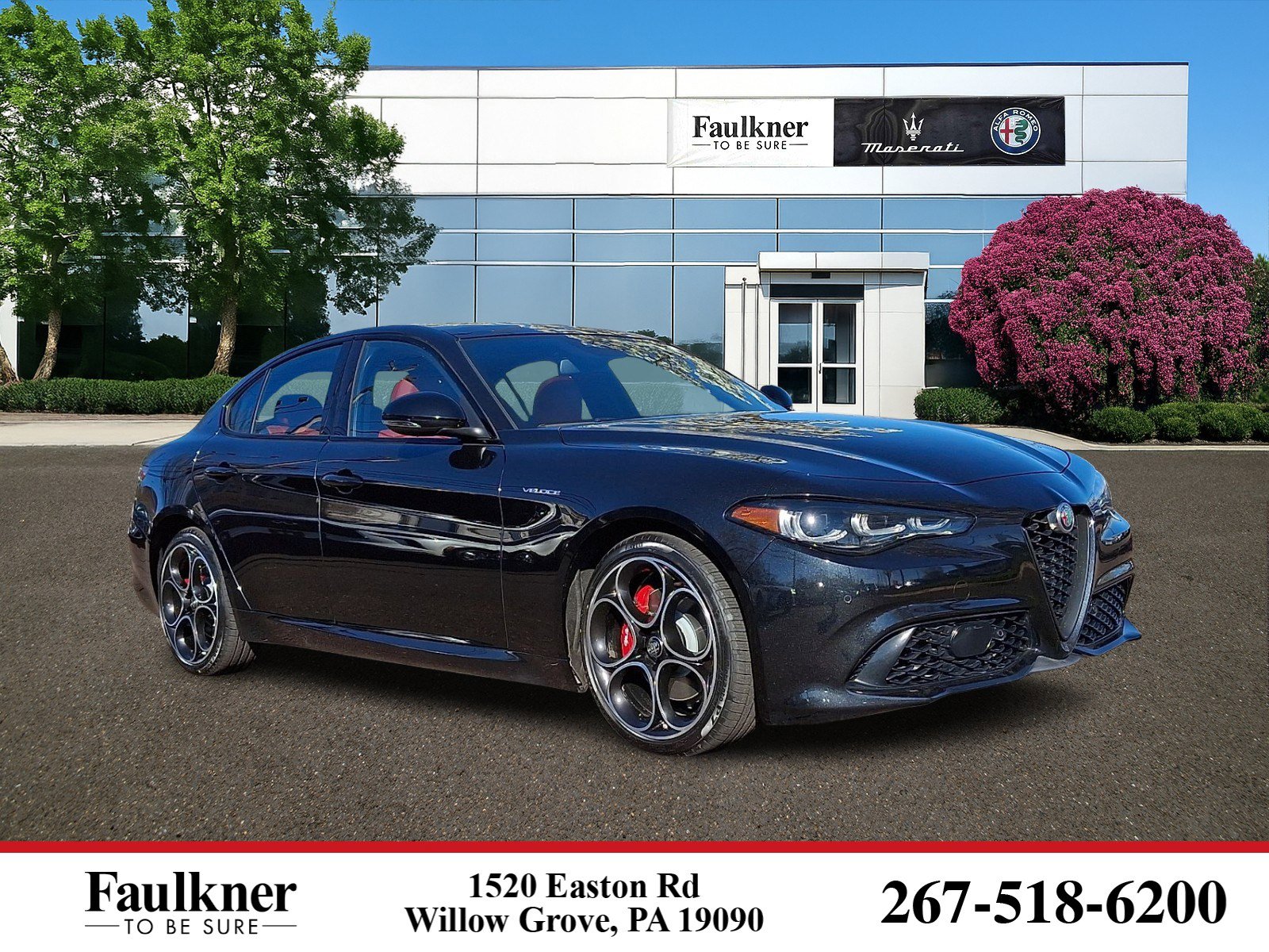 Used 2024 Alfa Romeo Giulia Veloce image 1
