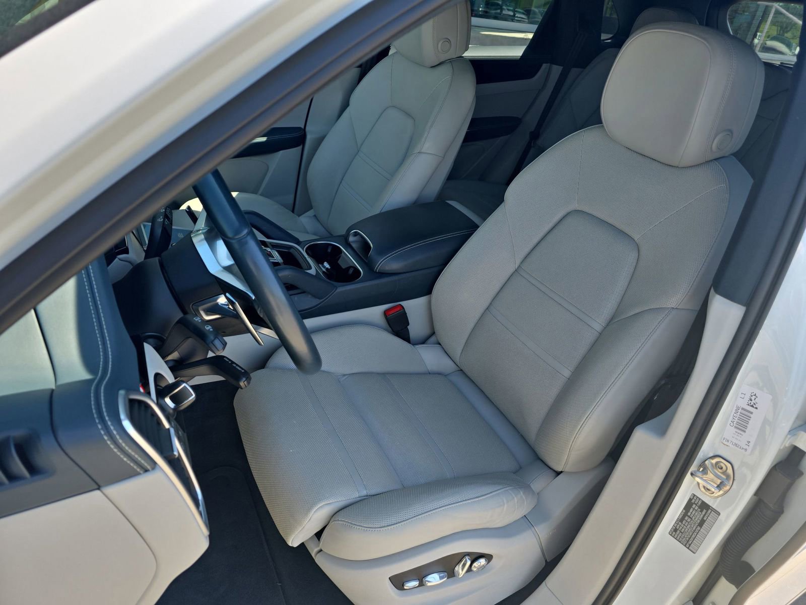 Used 2019 Porsche Cayenne image 5