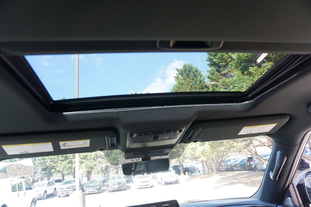 Used 2023 INFINITI QX80 Sensory w/ Cargo Package image 16