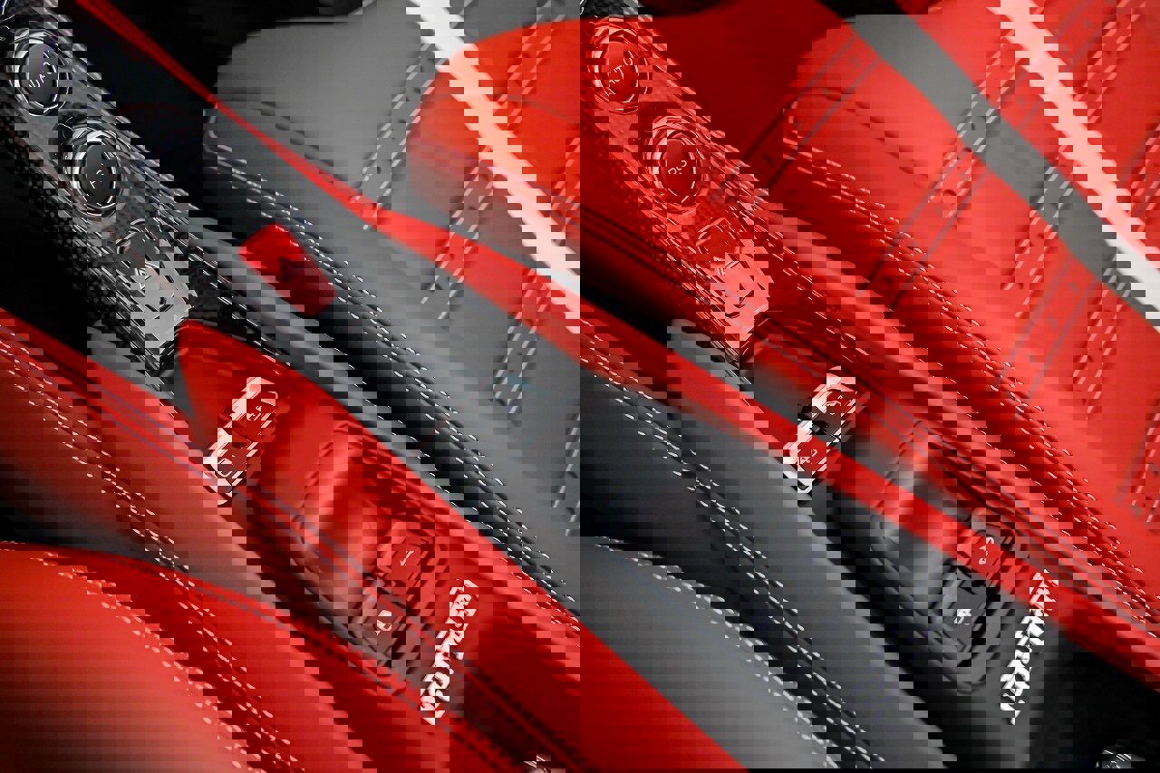 Used 2022 Ferrari F8 Tributo image 40