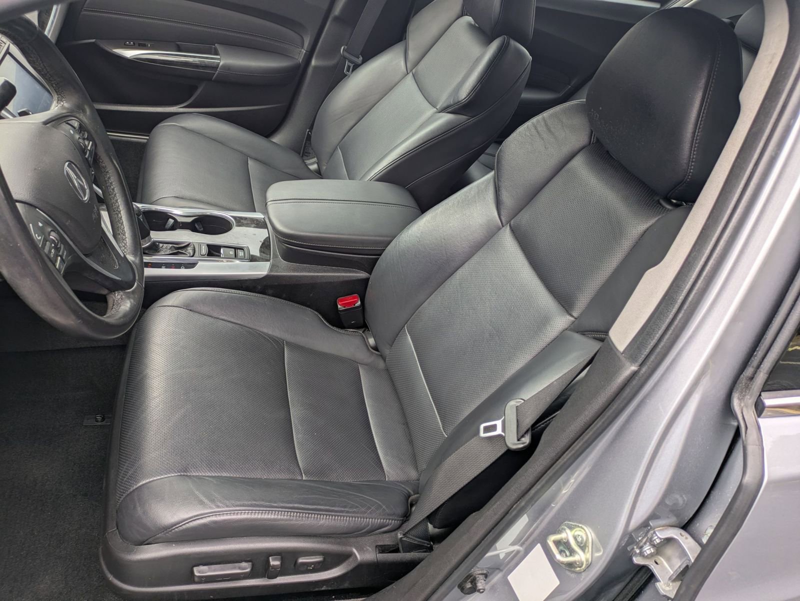 Used 2018 Acura TLX w/ Technology Package image 17