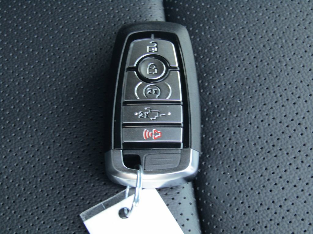 New 2025 Ford F150 Lariat w/ Equipment Group 501A Mid image 37