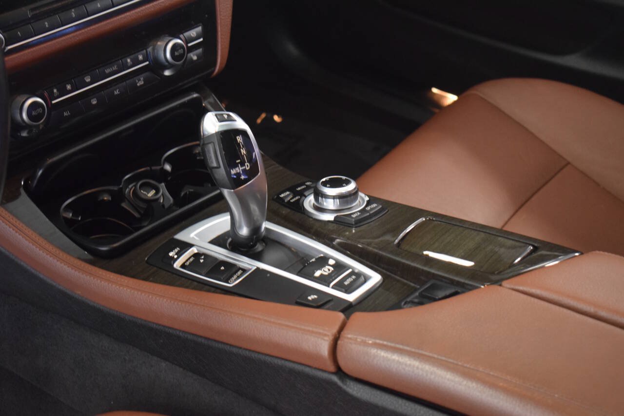 Used 2013 BMW 528i Sedan RWD image 61