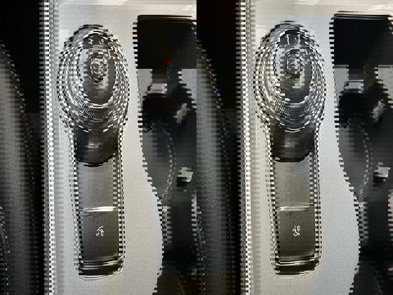 Used 2024 Ford Edge SEL w/ Convenience Package image 24