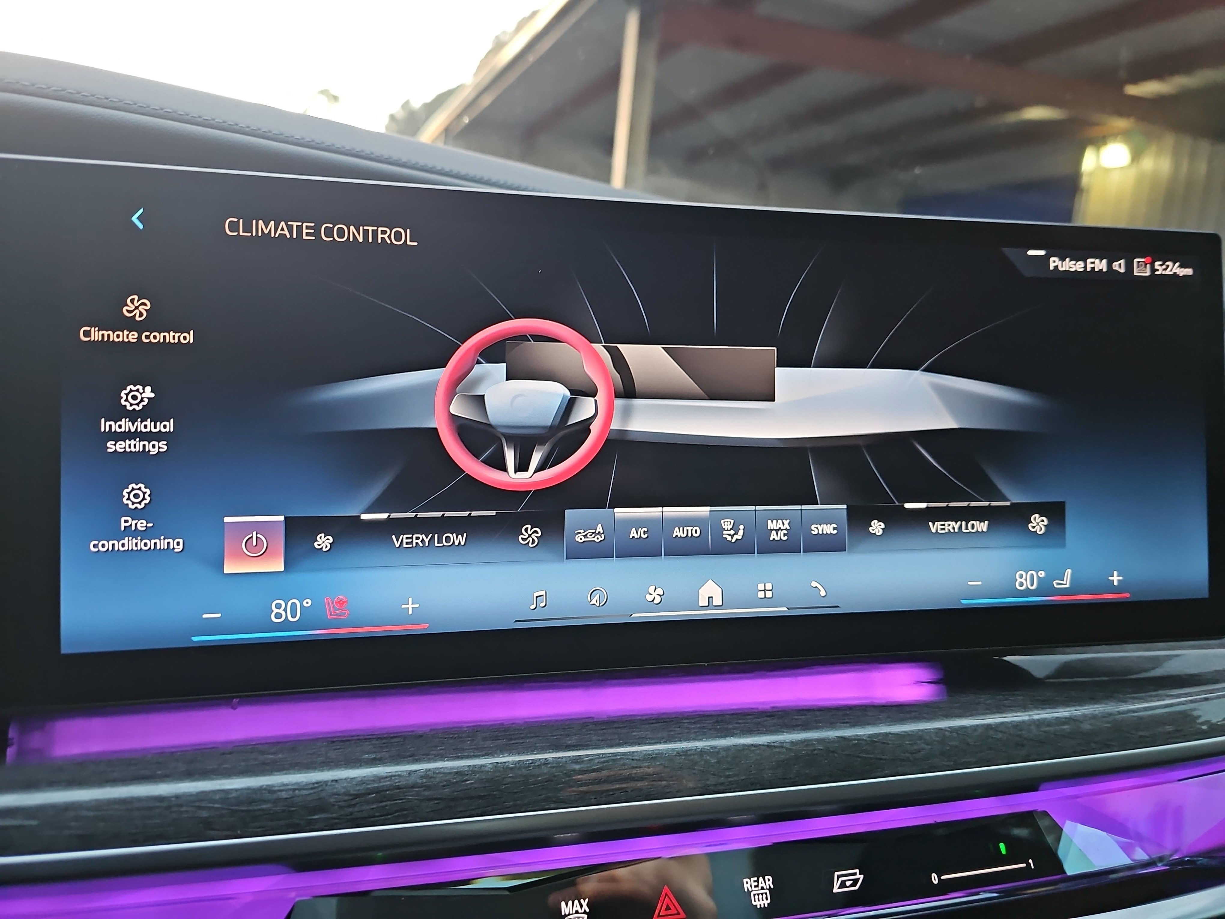 Certified 2023 BMW 740i w/ Executive Package image 23