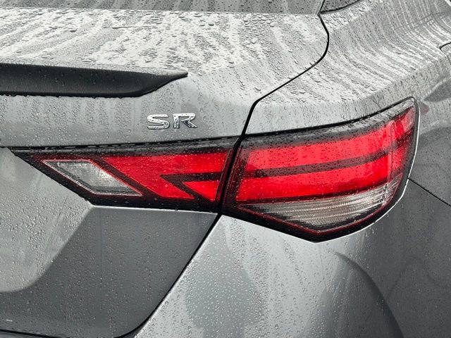 Used 2023 Nissan Sentra SR w/ SR Premium Package image 13
