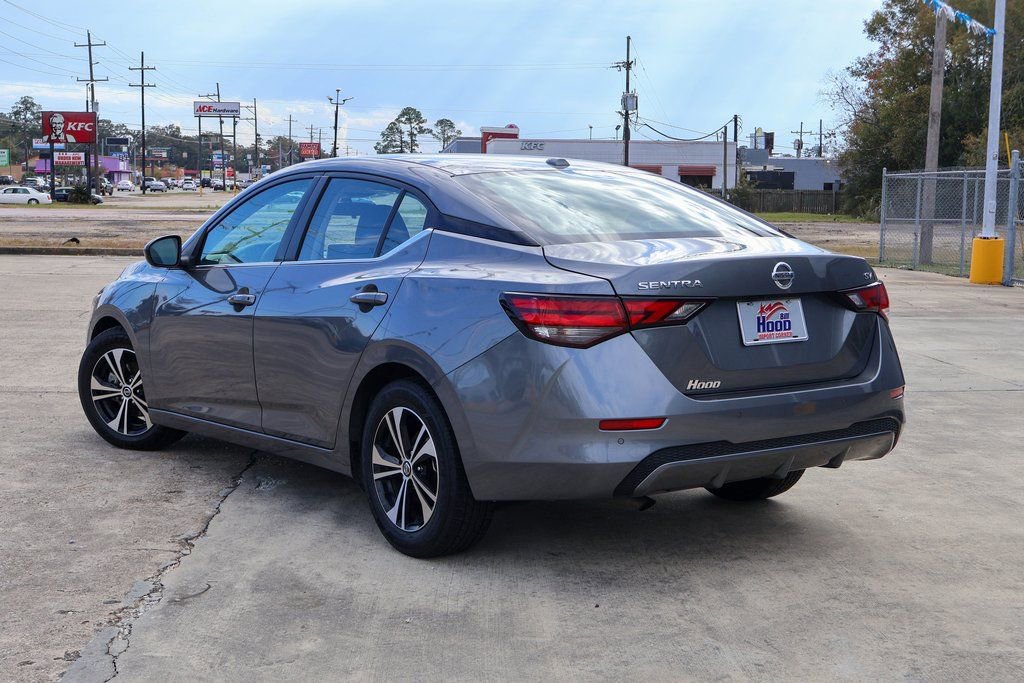 Used 2023 Nissan Sentra SV image 2