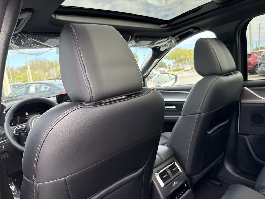 New 2026 MAZDA CX-90 Plug-In Hybrid w/ Premium Plus image 17