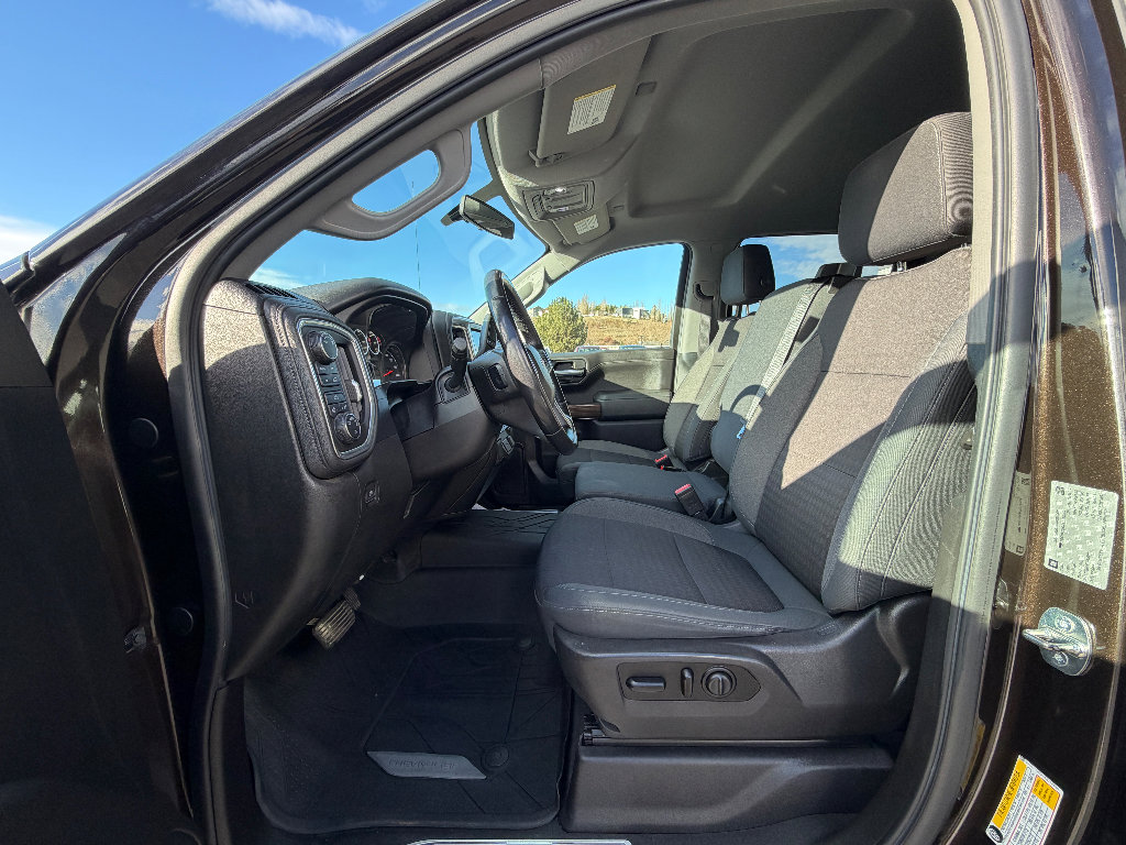 Used 2019 Chevrolet Silverado 1500 LT w/ All-Star Edition image 2