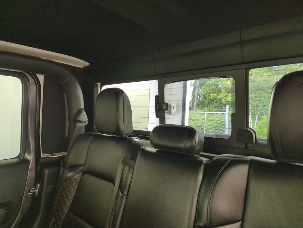 Used 2021 Jeep Gladiator Overland AWD/4WD image 28