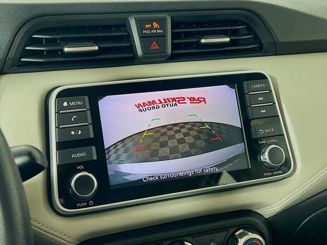 Used 2020 Nissan Versa SV image 18