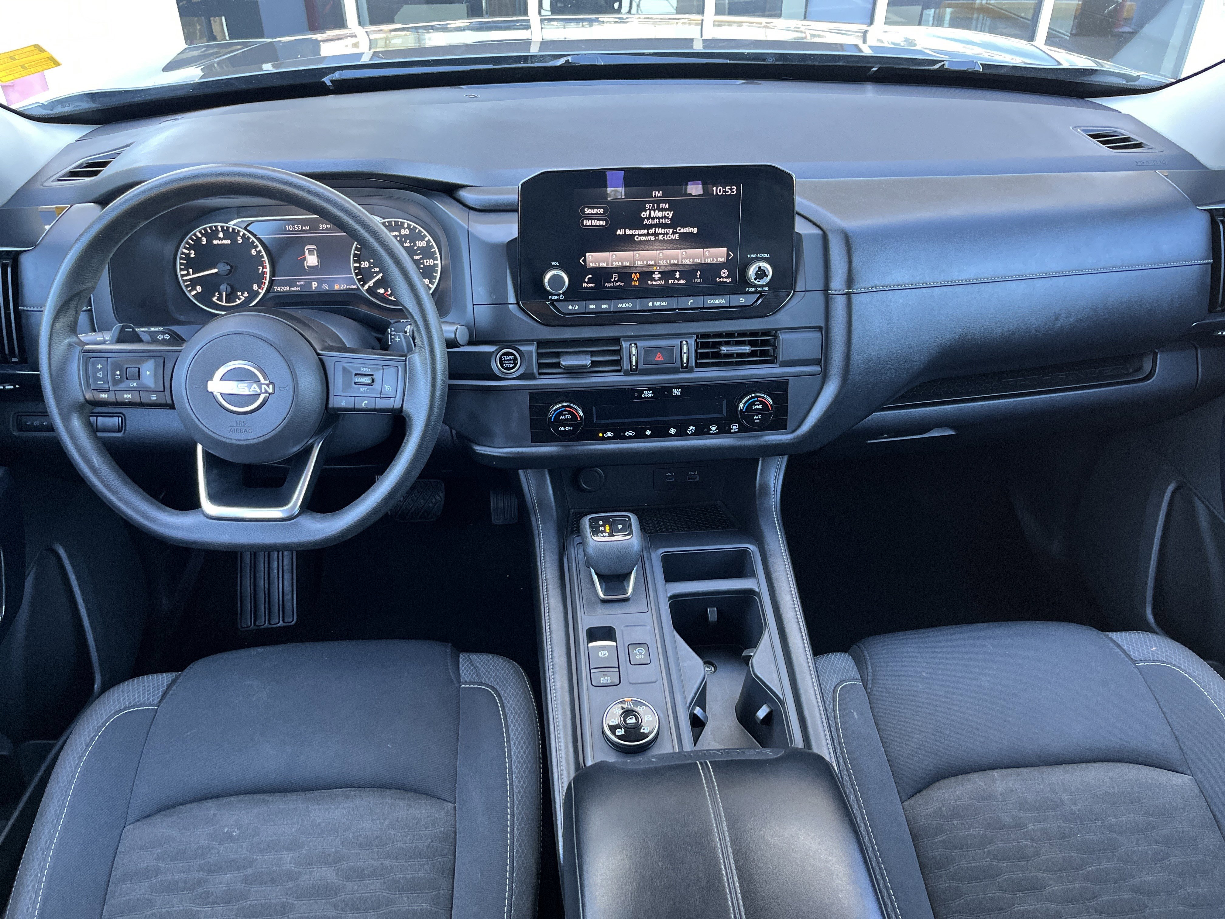 Used 2023 Nissan Pathfinder S image 5