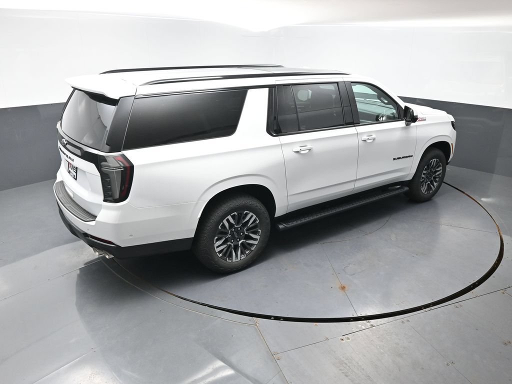 New 2026 Chevrolet Suburban Z71 w/ Z71 Off-Road Package AWD/4WD image 32