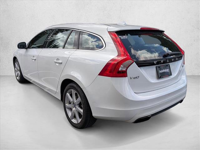 Used 2016 Volvo V60 T5 Premier FWD image 8