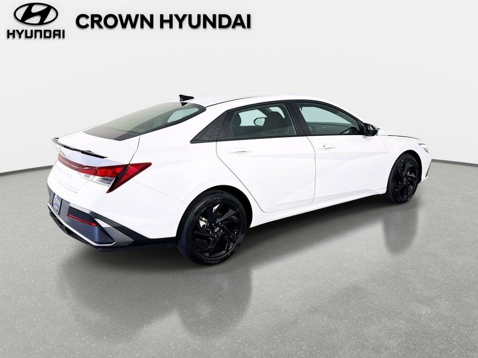 New 2026 Hyundai Elantra Sport FWD image 5