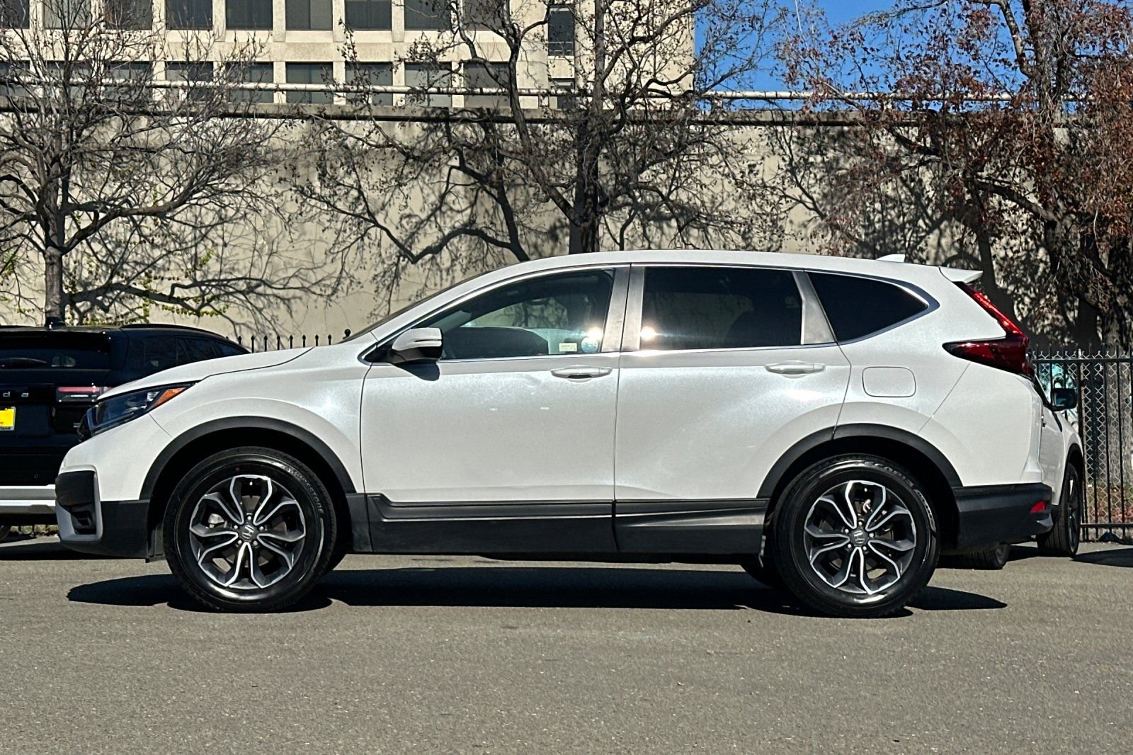 Used 2022 Honda CR-V EX-L image 7