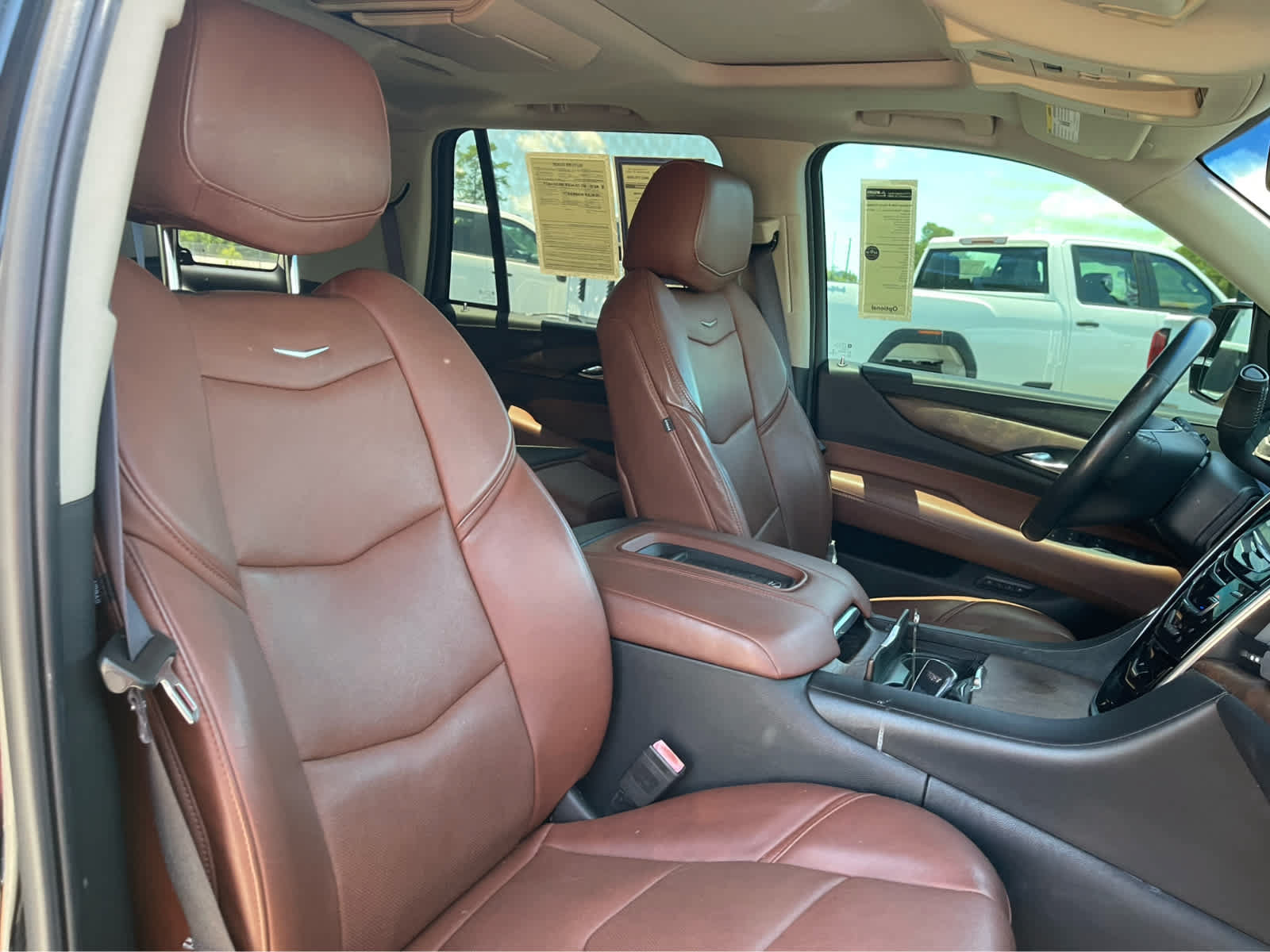 Used 2017 Cadillac Escalade Premium Luxury AWD/4WD image 25