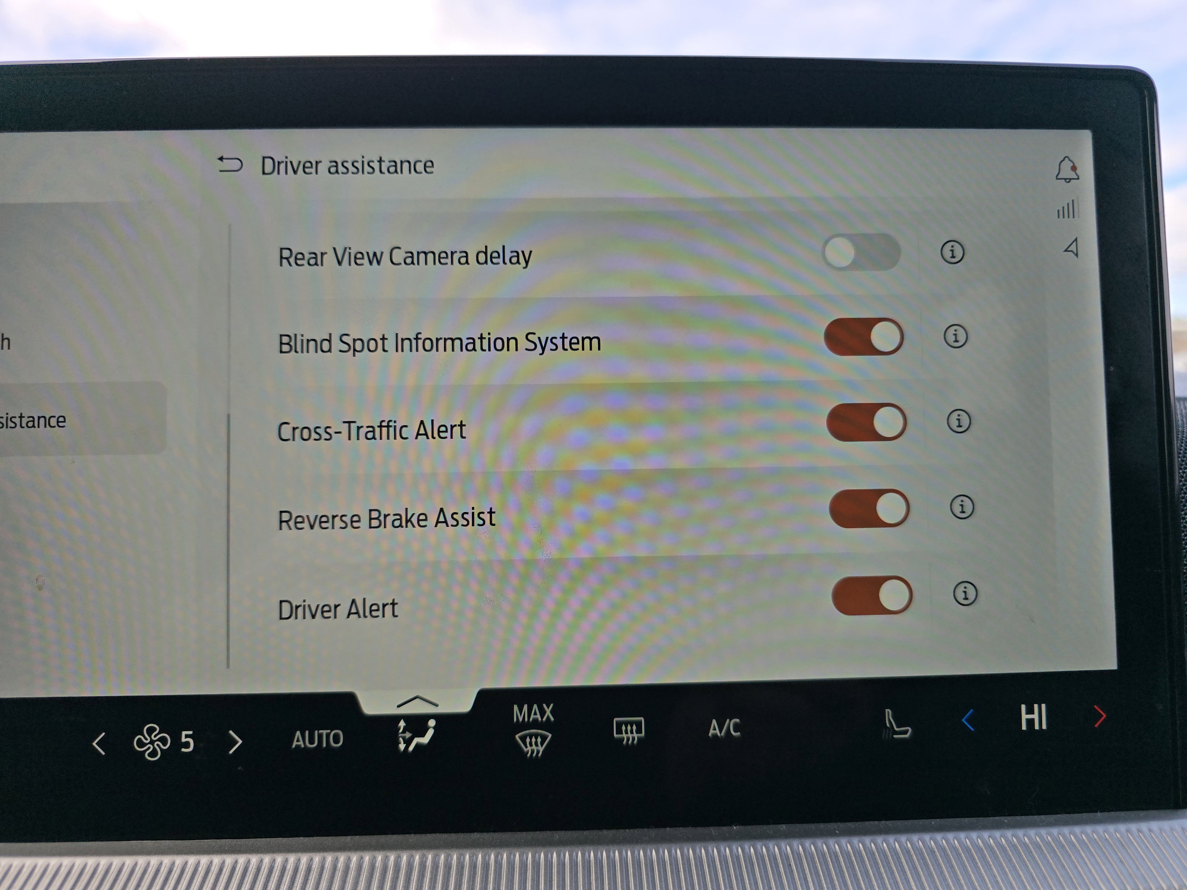 Used 2025 Ford Explorer ST-Line w/ ST-Line Street Pack image 31