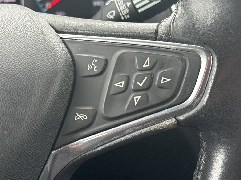 Used 2018 Chevrolet Equinox LT image 35