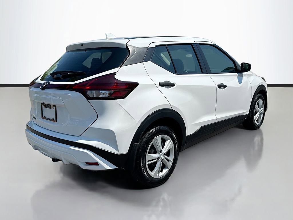 Used 2022 Nissan Kicks S FWD image 8