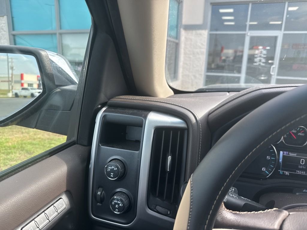 Used 2018 GMC Sierra 1500 SLT w/ Texas SLT Premium Package AWD/4WD image 18