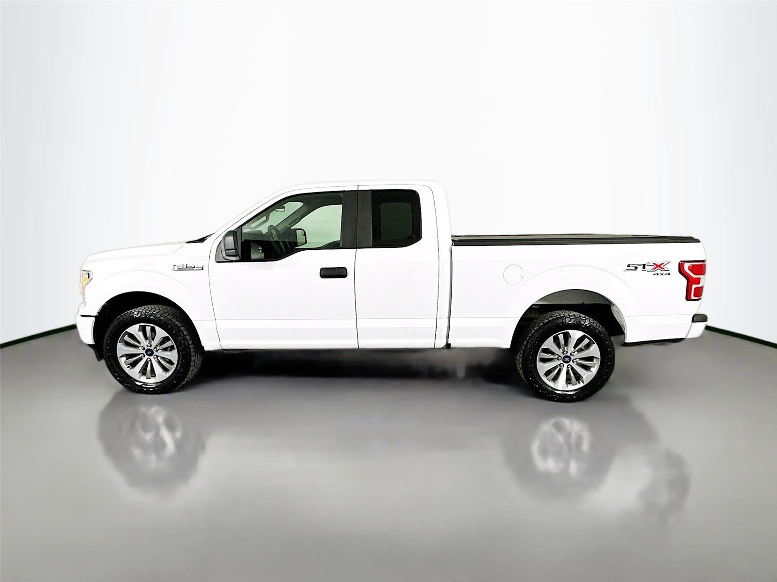 Used 2018 Ford F150 XL w/ Equipment Group 101A Mid image 4