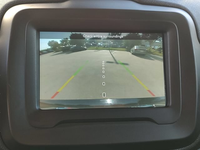 Used 2020 Jeep Renegade Altitude AWD/4WD image 15